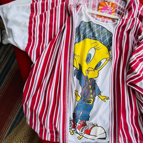 VINTAGE Looney Tunes Hooded T-Shirt - Picture 2 of 6